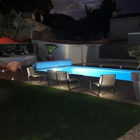 Ali Piscine, Jacuzzi A 700m De La