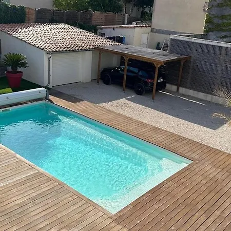 Ali Piscine, Jacuzzi A 700m De La * La Ciotat