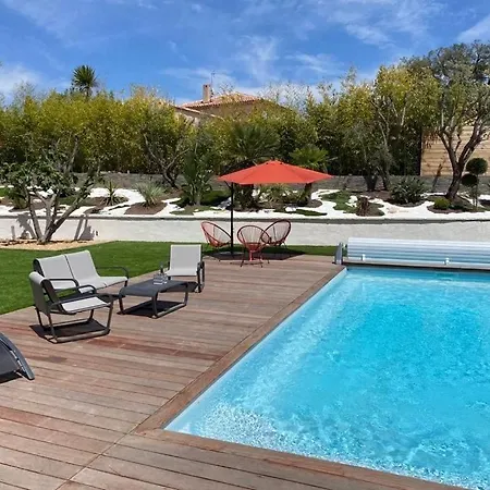 Nyaraló Ali Piscine, Jacuzzi A 700m De La