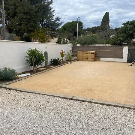 Ali Piscine, Jacuzzi A 700m De La La Ciotat